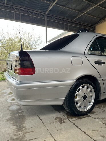 Mercedes C 220 d 1999, 370,000 km - 2.2 л - Bakı