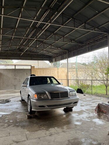 Mercedes C 220 d 1999, 370,000 km - 2.2 л - Bakı