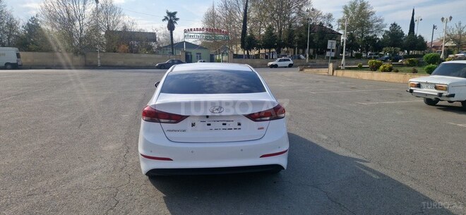 Hyundai Elantra 2017, 124,000 km - 1.6 л - Ağdam
