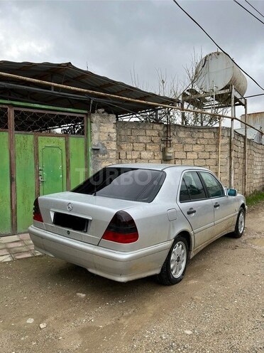 Mercedes C 220 d 1999, 370,000 km - 2.2 л - Bakı