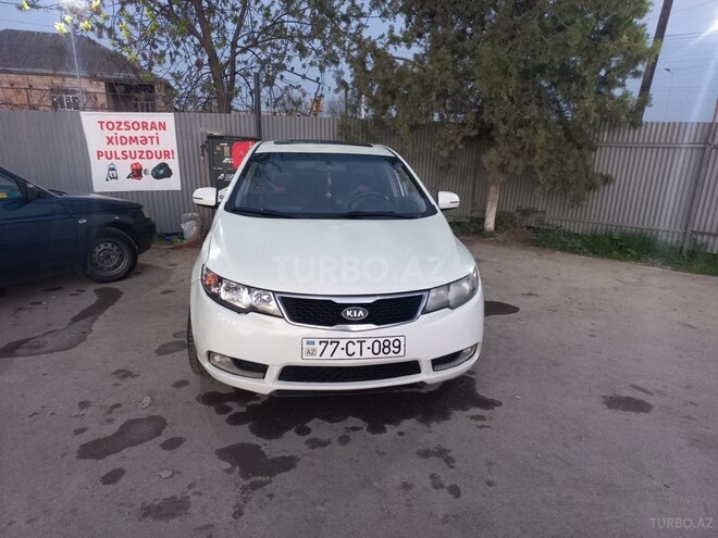 Kia Cerato 2012, 238,000 km - 1.6 l - Quba