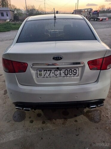 Kia Cerato 2012, 238,000 km - 1.6 l - Quba