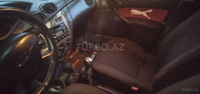 Ford Focus (North America) 2003, 235,000 km - 2.0 l - Bərdə