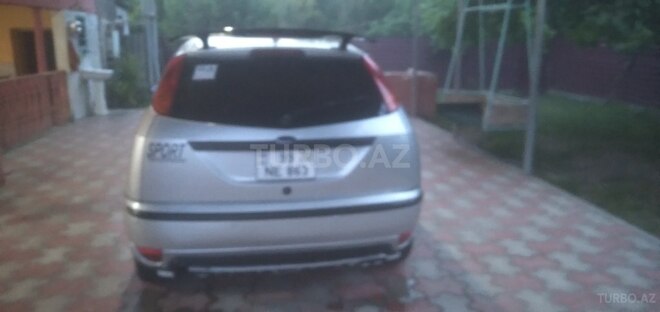 Ford Focus (North America) 2003, 235,000 km - 2.0 l - Bərdə