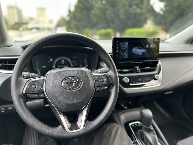 Toyota Corolla 2023, 16,000 km - 1.8 l - Bakı