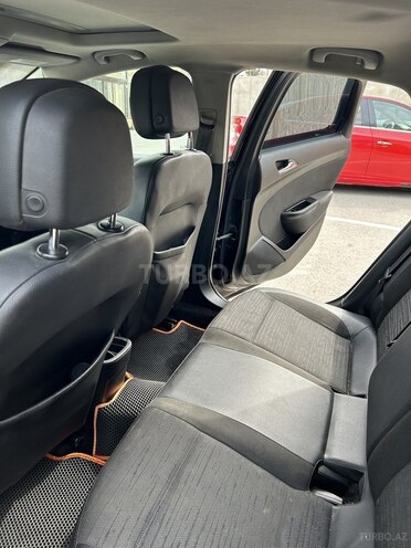 Opel Astra 2015, 187,000 km - 1.6 л - Bakı