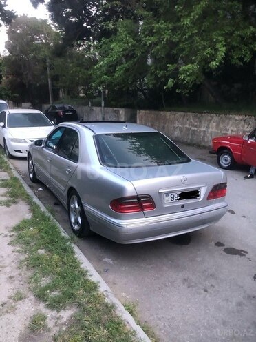 Mercedes E 220 d 2000, 540,000 km - 2.2 l - Bakı