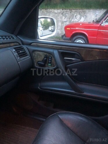 Mercedes E 220 d 2000, 540,000 km - 2.2 l - Bakı