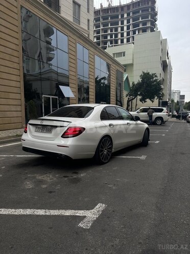 Mercedes E 220 d 2017, 99,000 km - 2.0 l - Bakı