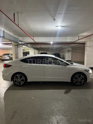 Hyundai Avante 2016, 140,000 km - 1.6 l - Bakı