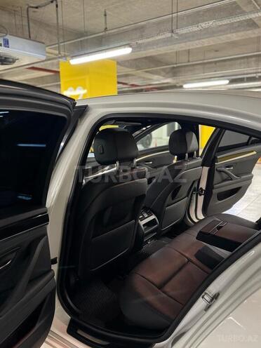 BMW 528 2016, 237,000 km - 2.0 l - Gəncə