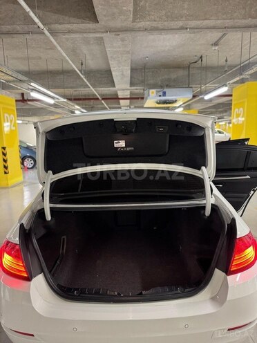 BMW 528 2016, 237,000 km - 2.0 l - Gəncə