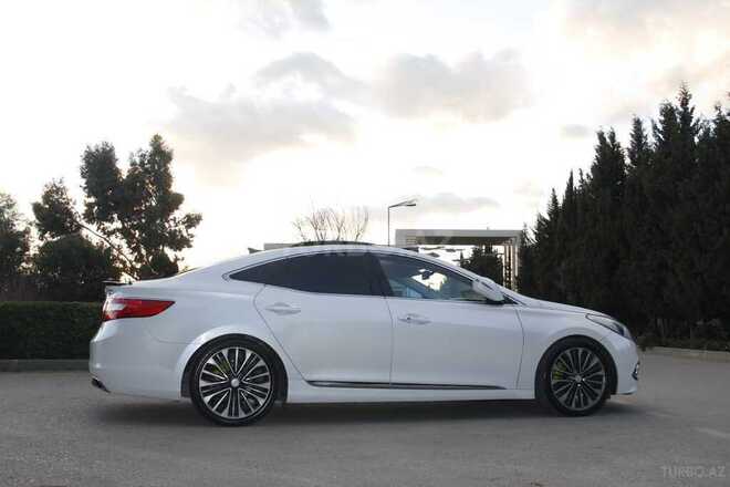 Hyundai Grandeur 2015, 201,000 km - 2.2 л - Bakı