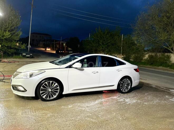Hyundai Grandeur 2015, 201,000 km - 2.2 л - Bakı