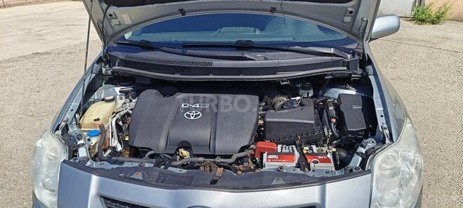 Toyota Auris 2008, 255,000 km - 1.4 л - Gəncə