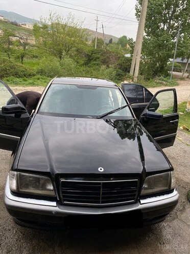 Mercedes C 220 1994, 541,563 km - 2.2 l - Bərdə