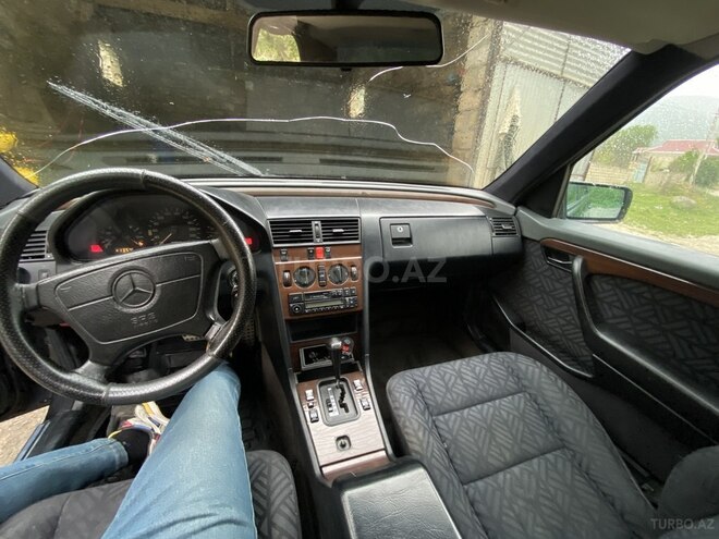 Mercedes C 220 1994, 541,563 km - 2.2 l - Bərdə
