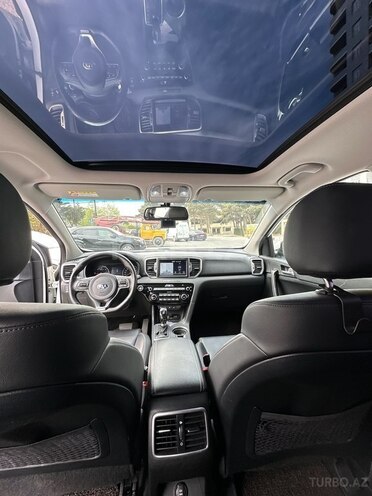 Kia Sportage 2018, 135,000 km - 2.0 l - Bakı