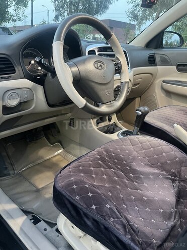 Hyundai Accent 2008, 240,000 km - 1.6 l - Göyçay