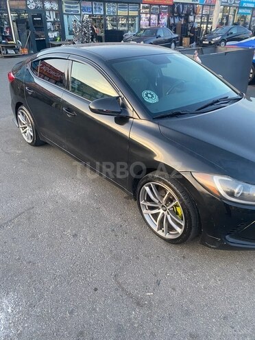 Hyundai Elantra 2017, 180,000 km - 2.0 l - Bakı
