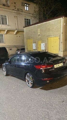 Hyundai Elantra 2017, 180,000 km - 2.0 l - Bakı