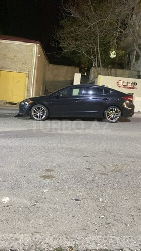 Hyundai Elantra 2017, 180,000 km - 2.0 l - Bakı