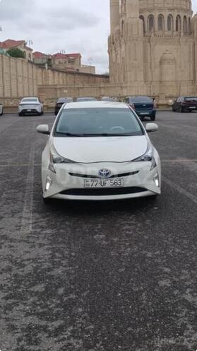 Toyota Prius 2018, 150,000 km - 1.8 л - Bakı