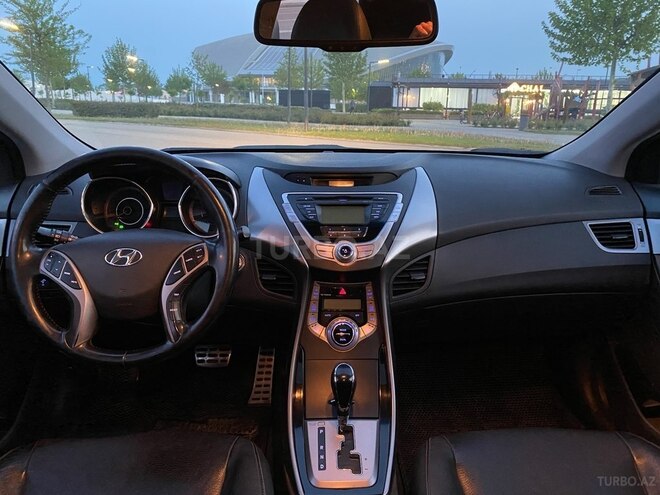 Hyundai Elantra 2013, 135,000 km - 1.8 l - Bakı