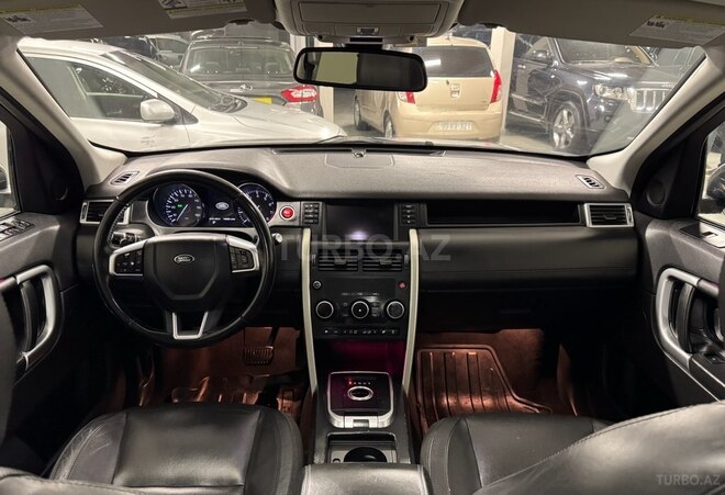 Land Rover Discovery Sport-12
