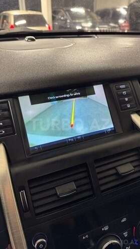 Land Rover Discovery Sport-18