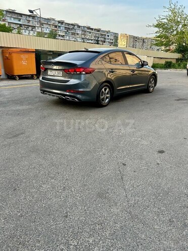 Hyundai Elantra 2016, 200,501 km - 1.6 l - Bakı