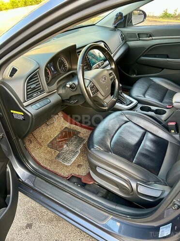 Hyundai Elantra 2016, 200,501 km - 1.6 l - Bakı