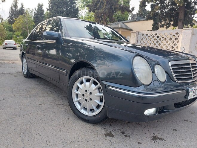 Mercedes E 220 d 2000, 490,000 km - 2.2 l - Salyan