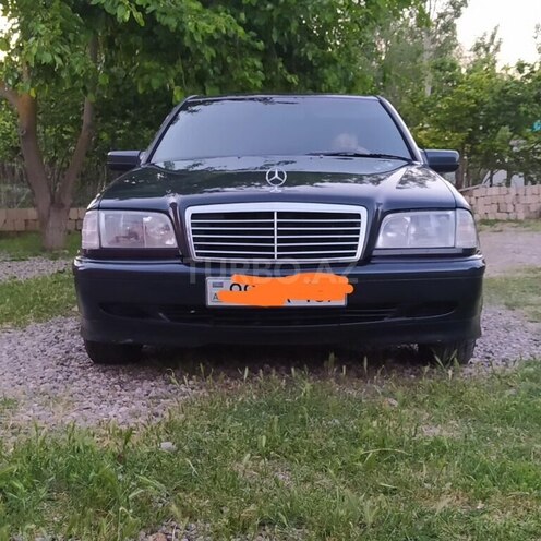 Mercedes C 180 2000, 850,000 km - 1.8 l - Xudat