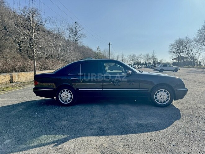 Mercedes E 220 d 2001, 434,000 km - 2.2 l - Bakı