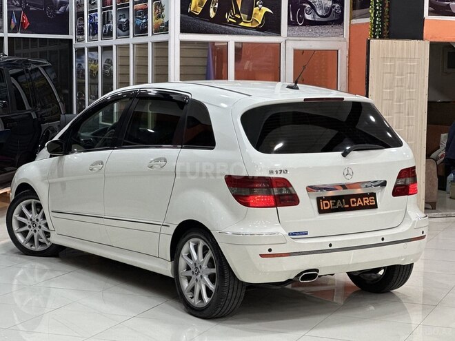 Mercedes B 170-6