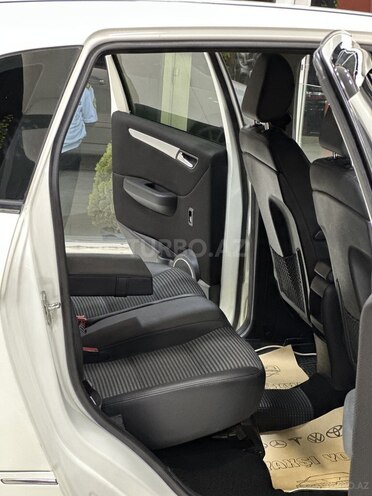 Mercedes B 170-29
