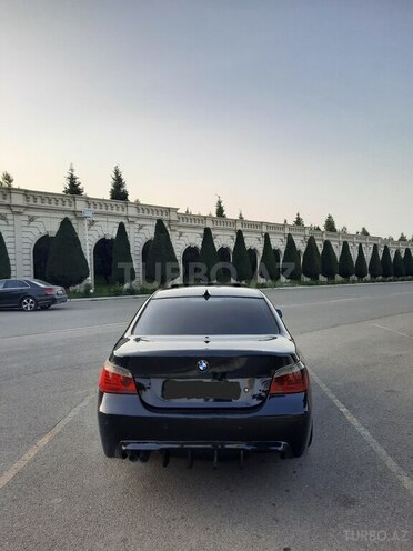 BMW 523 2005, 380,000 km - 2.5 l - Gəncə