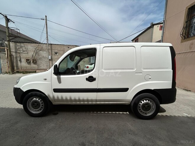 Fiat Doblo 2010, 218,000 km - 1.3 l - Bakı
