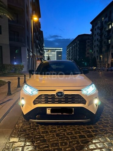 Toyota RAV4-1