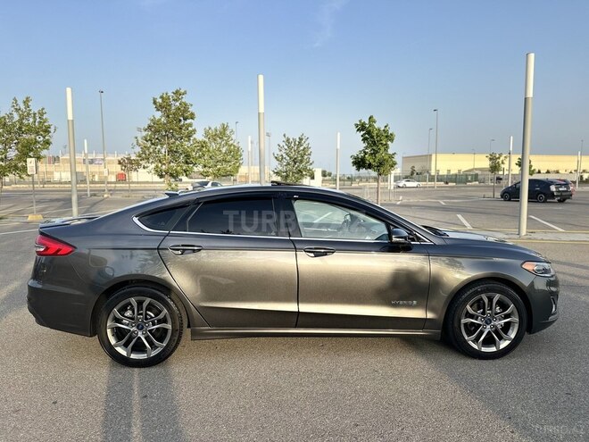 Ford Fusion (North America) 2019, 58,000 km - 2.0 л - Bakı