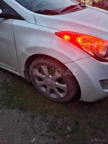 Hyundai Elantra 2012, 217,261 km - 1.8 l - Şəki