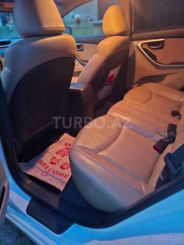 Hyundai Elantra 2012, 217,261 km - 1.8 l - Şəki