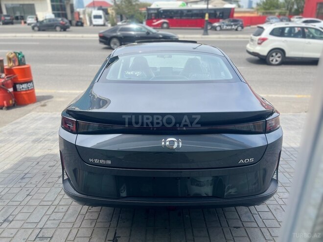 Changan Qiyuan A05 2025, 0 km - 1.5 l - Bakı