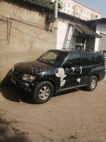 Mitsubishi Pajero 2001, 265,000 km - 3.0 l - Bakı
