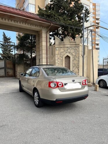 Volkswagen Jetta 2007, 220,000 km - 1.6 l - Bakı