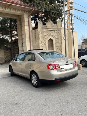 Volkswagen Jetta 2007, 220,000 km - 1.6 l - Bakı