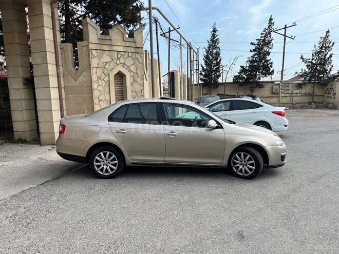 Volkswagen Jetta 2007, 220,000 km - 1.6 l - Bakı