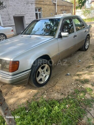 Mercedes E 300 d 1991, 550,000 km - 3.0 л - Bakı
