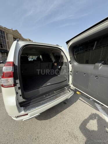 Toyota Land Cruiser Prado 2013, 286,000 km - 2.7 l - Bakı